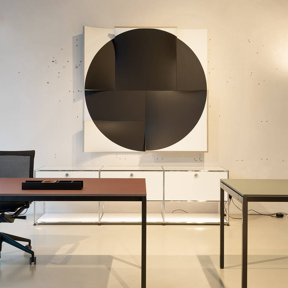 Zoom: atelier ALINEA UNIVERSALTISCH